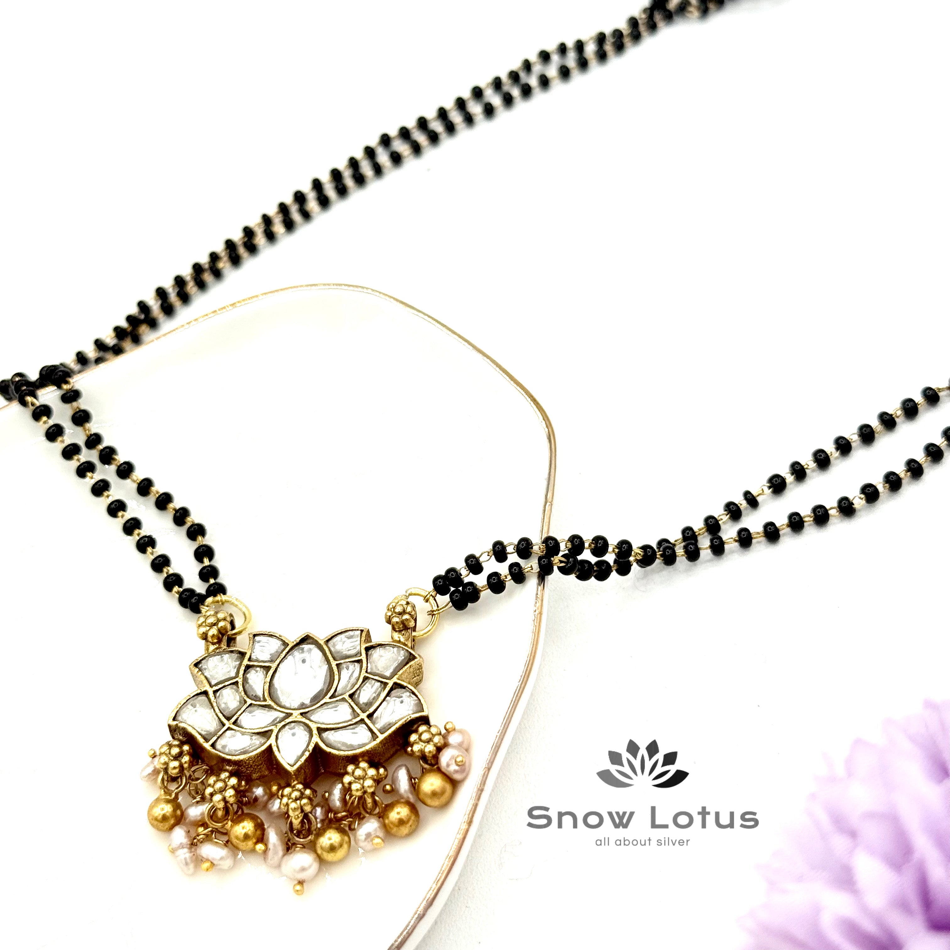 White Lotus Kundan Mangalsutra