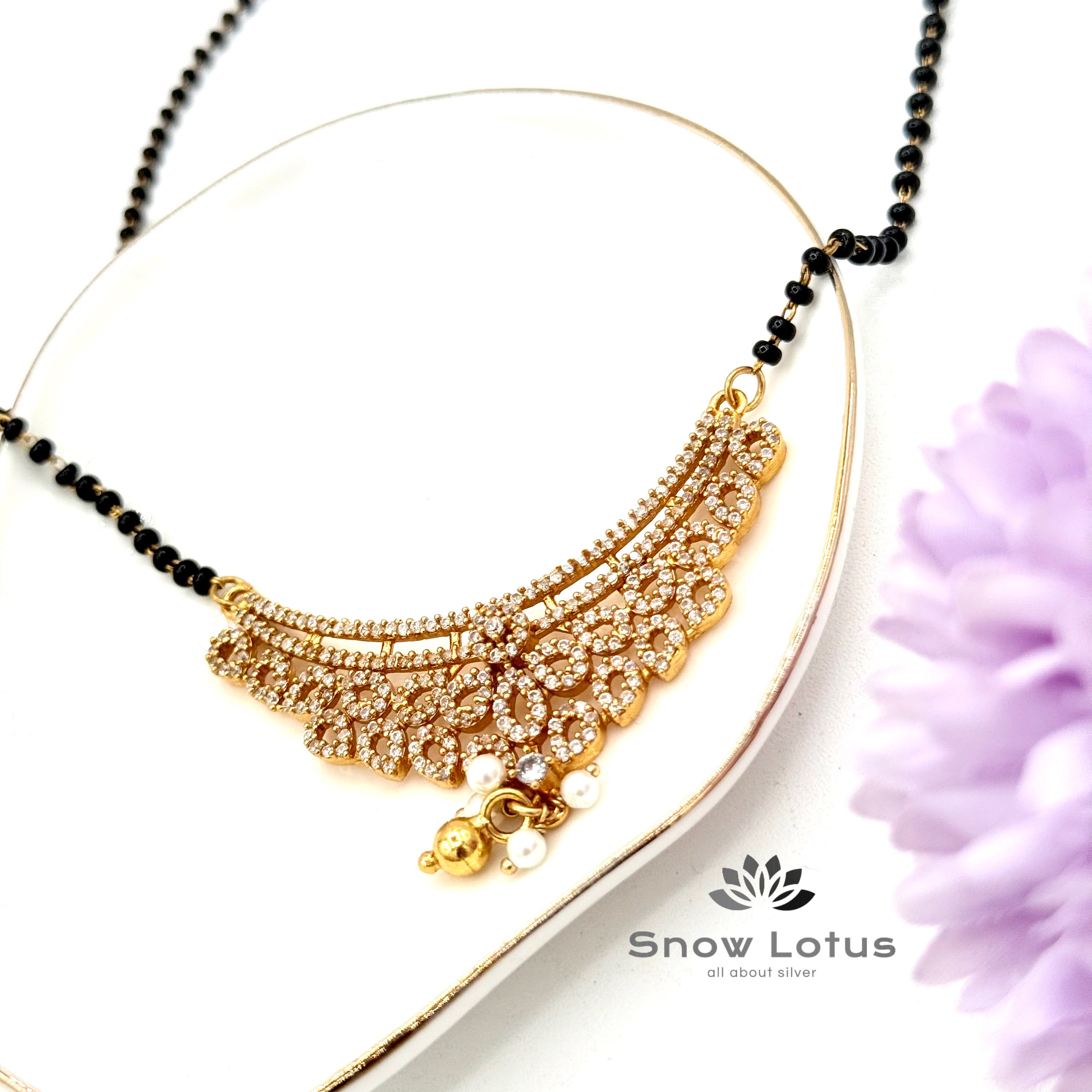 White Leaves Mangalsutra