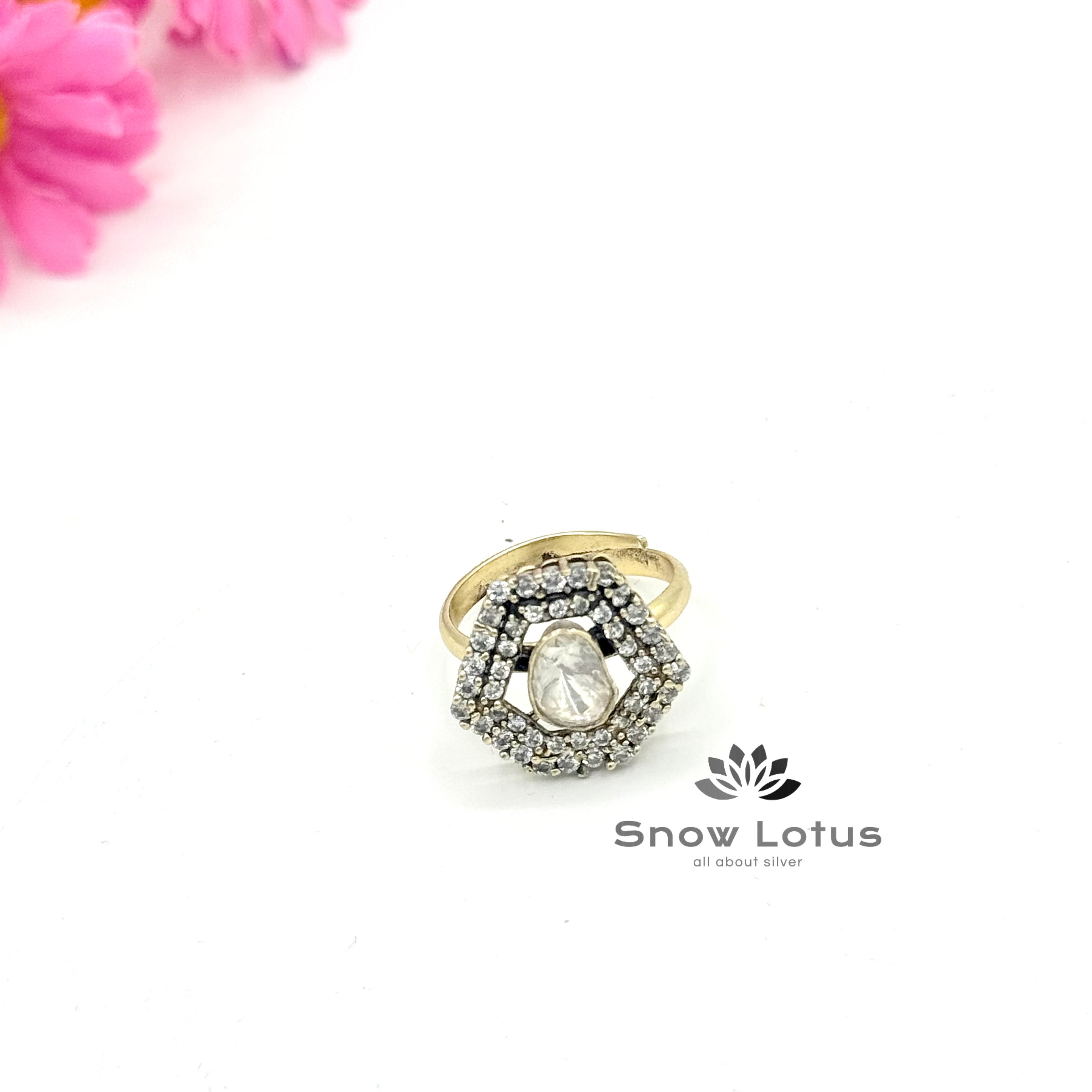 Gorgeous Moissanite Finger Ring