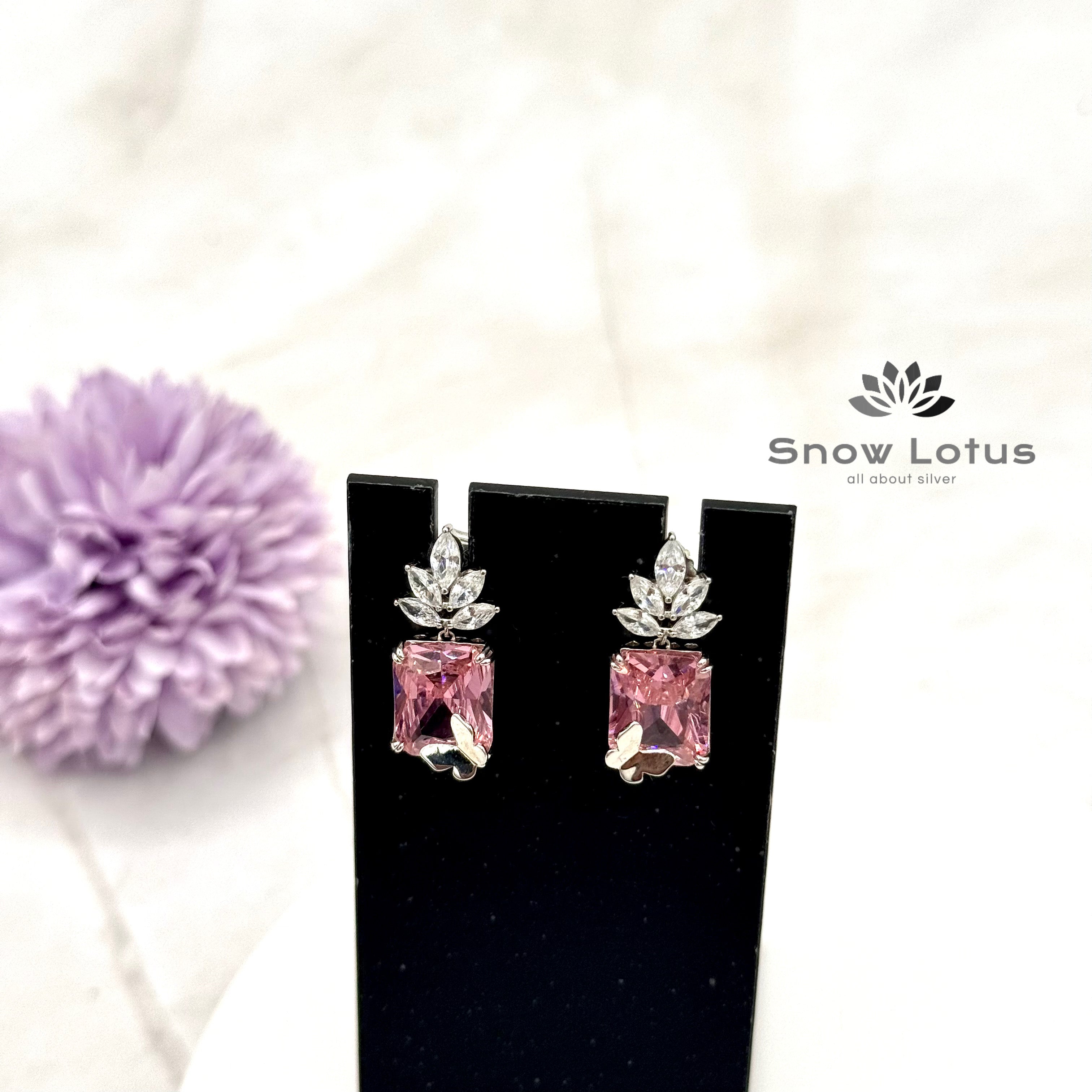 Pinkish Leafy Earrings