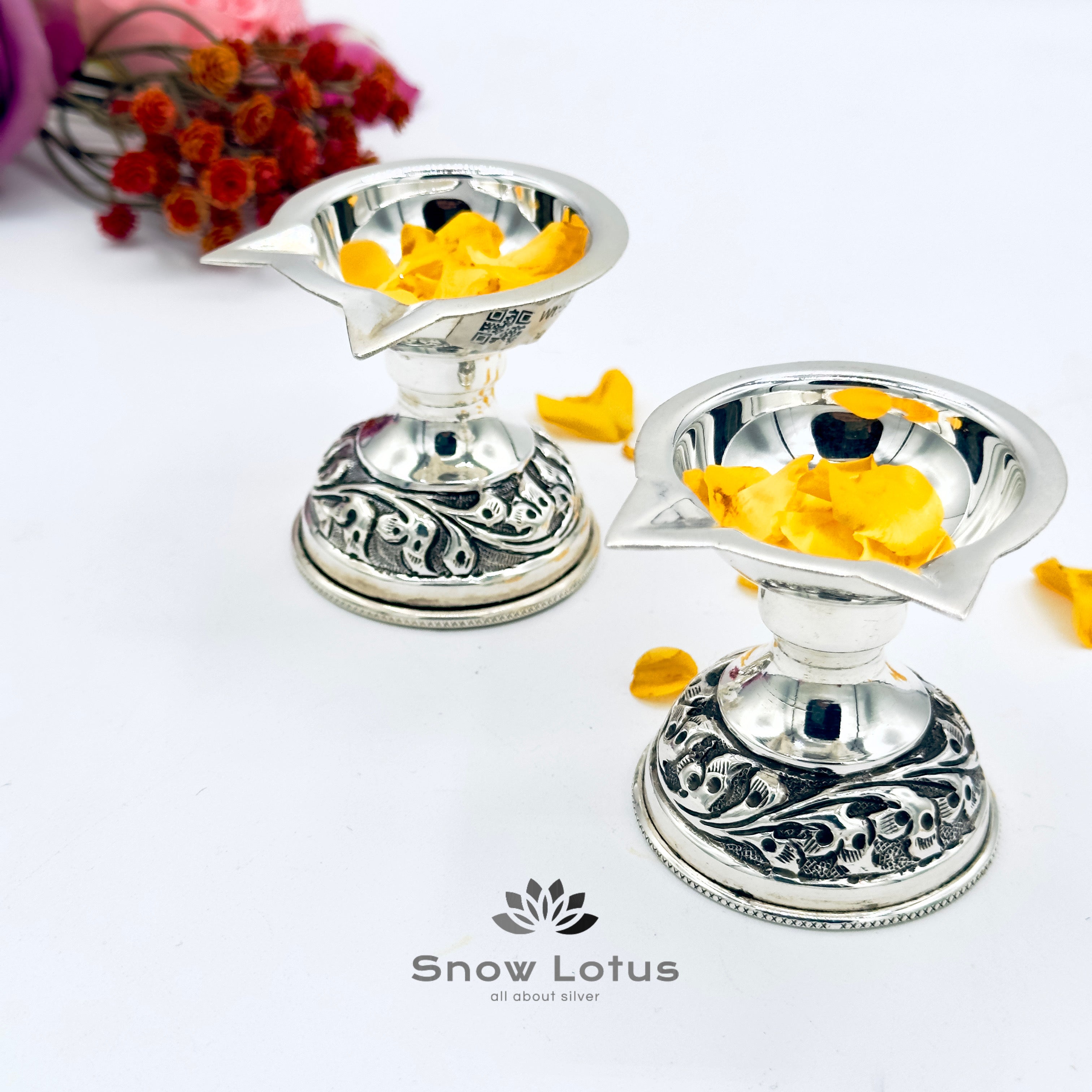 Antique Stem Pattern Diyas (2 wick)