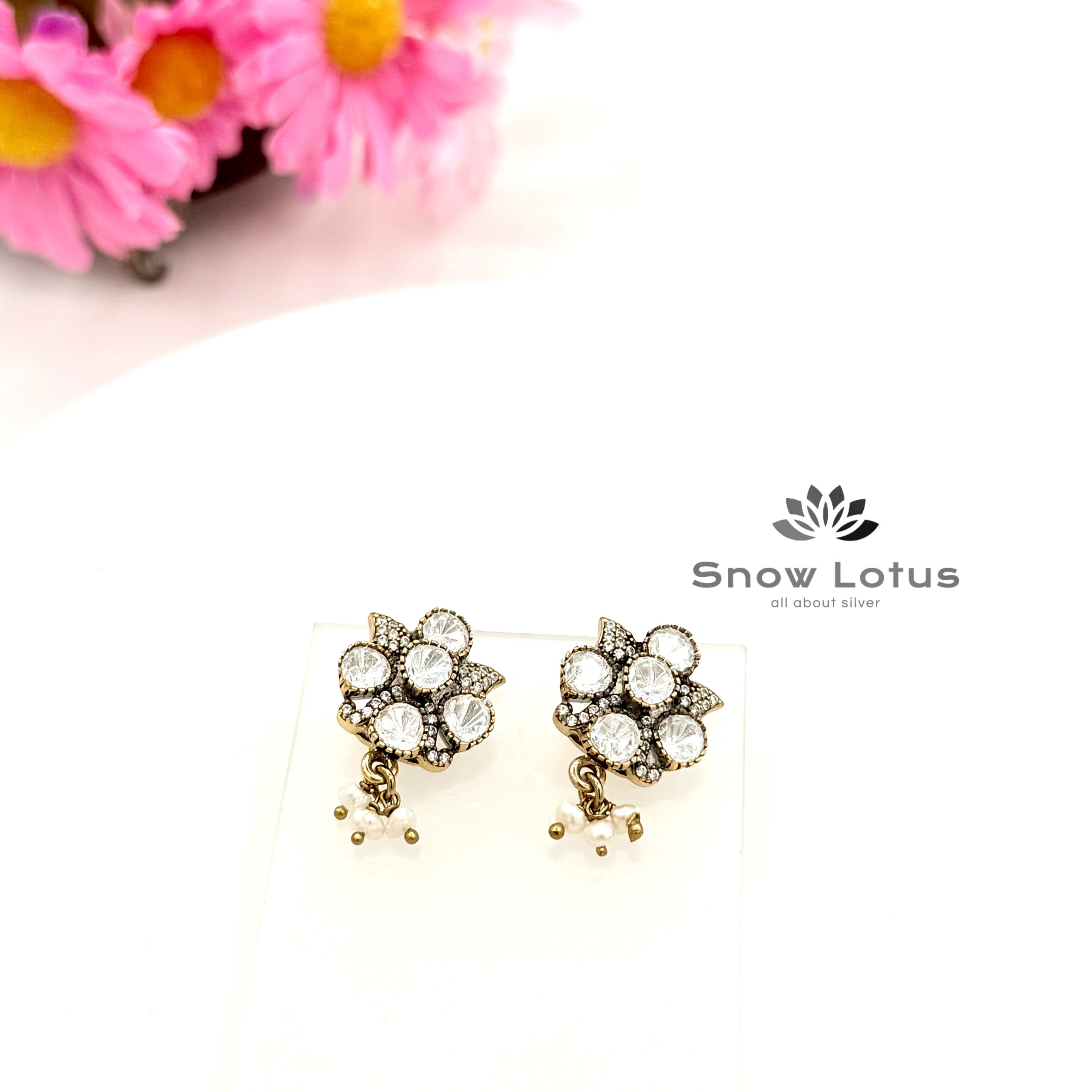 Gorgeous Moissanite Studs