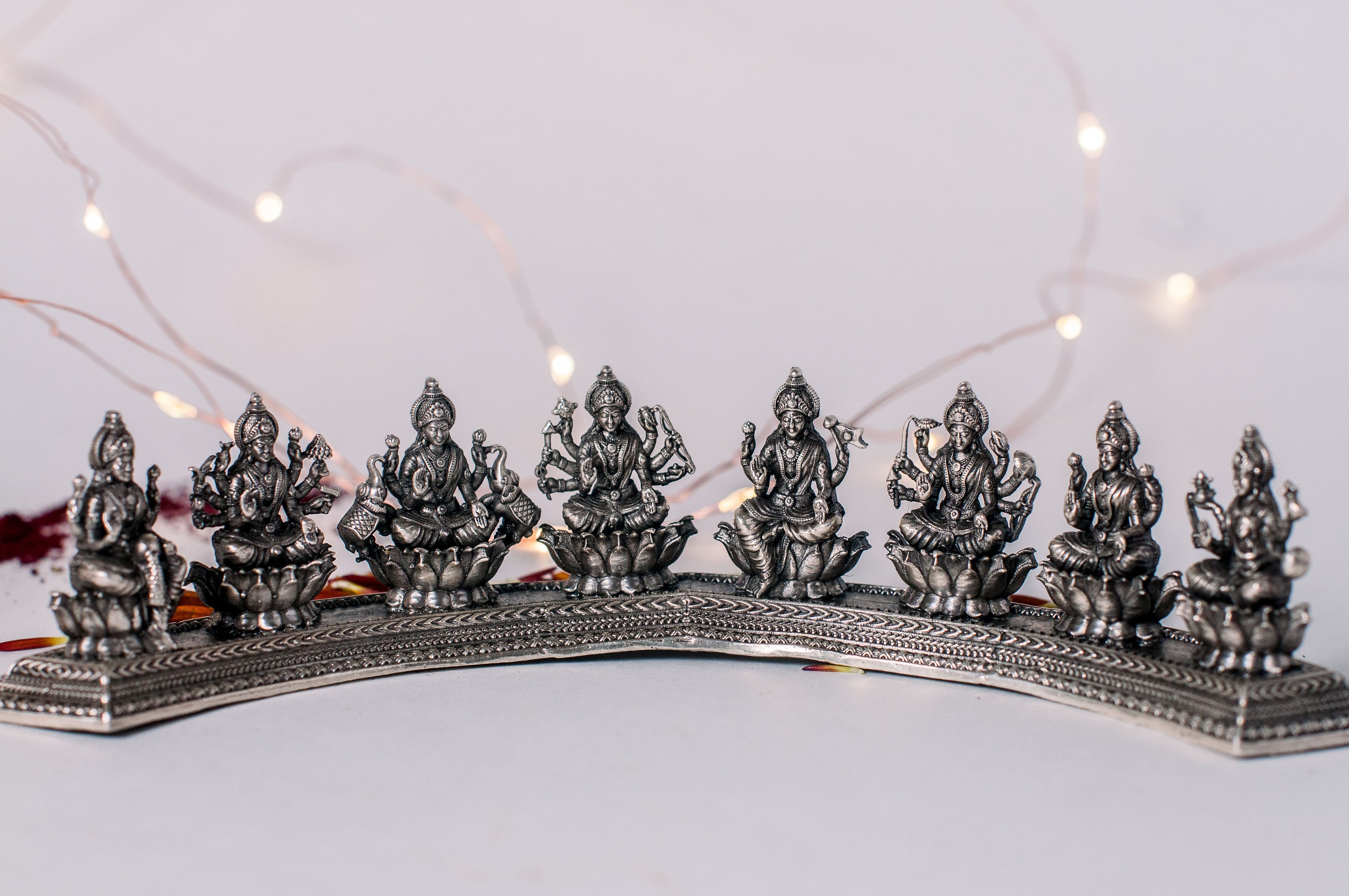 Antique Ashtalakshmi Curved Bar 2D