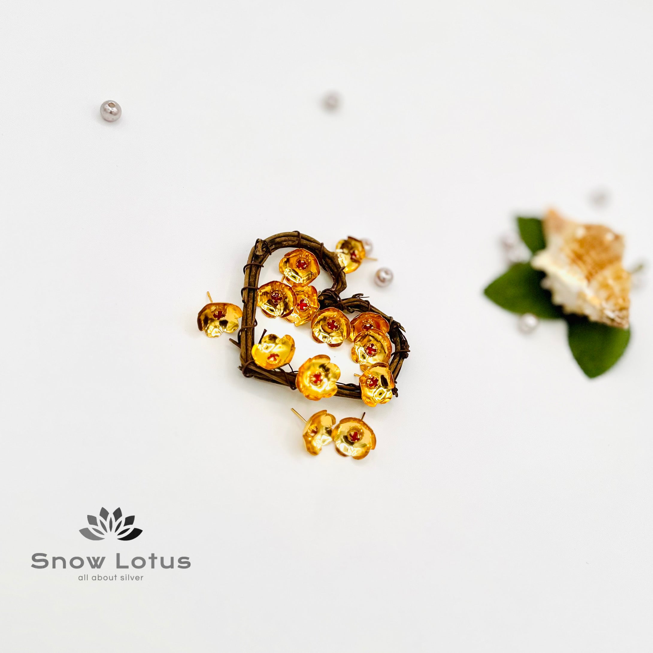 108 Gold Polish Lotus Flowers with Stone