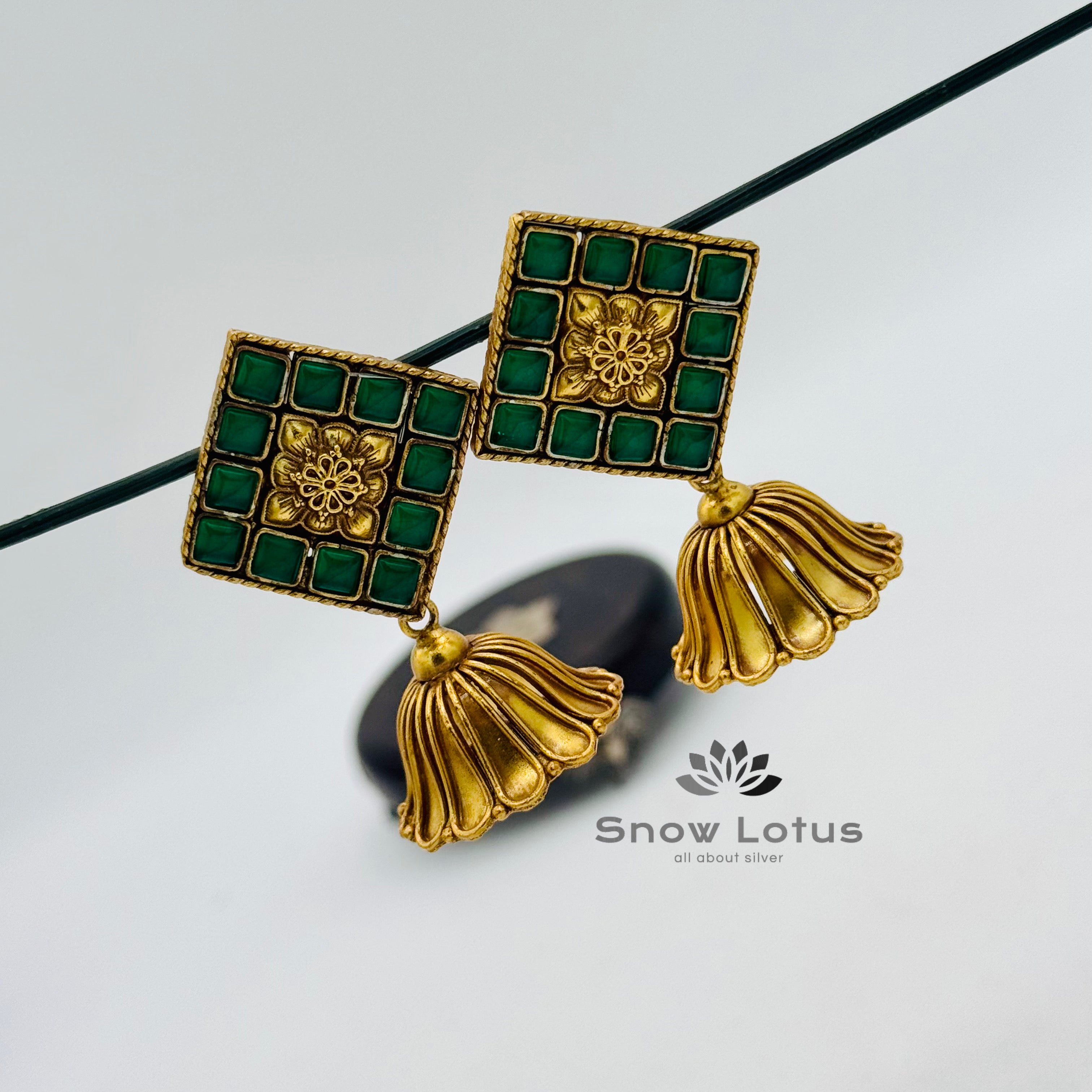 Square green jhumka