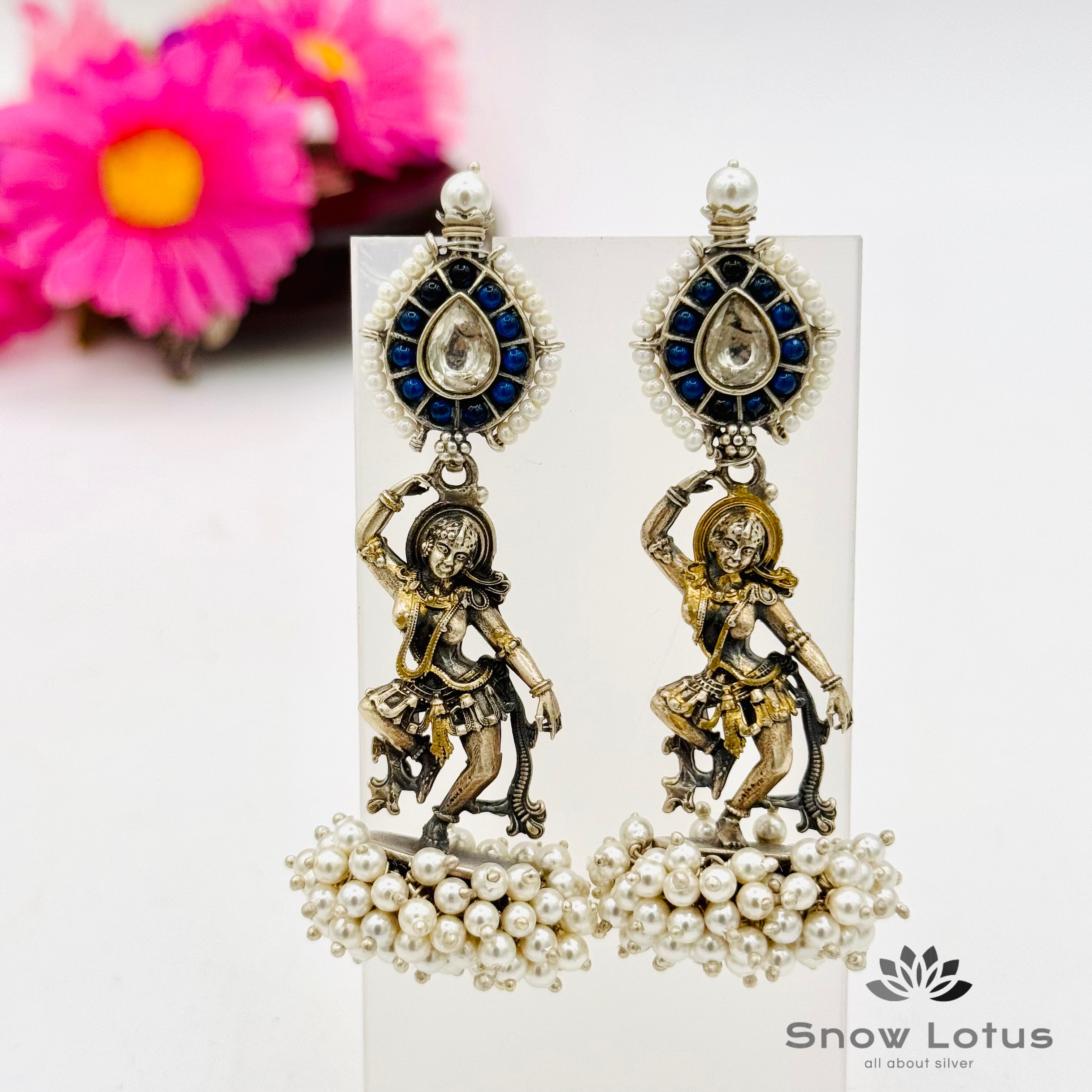 Blue Studded Dancing Jhumka