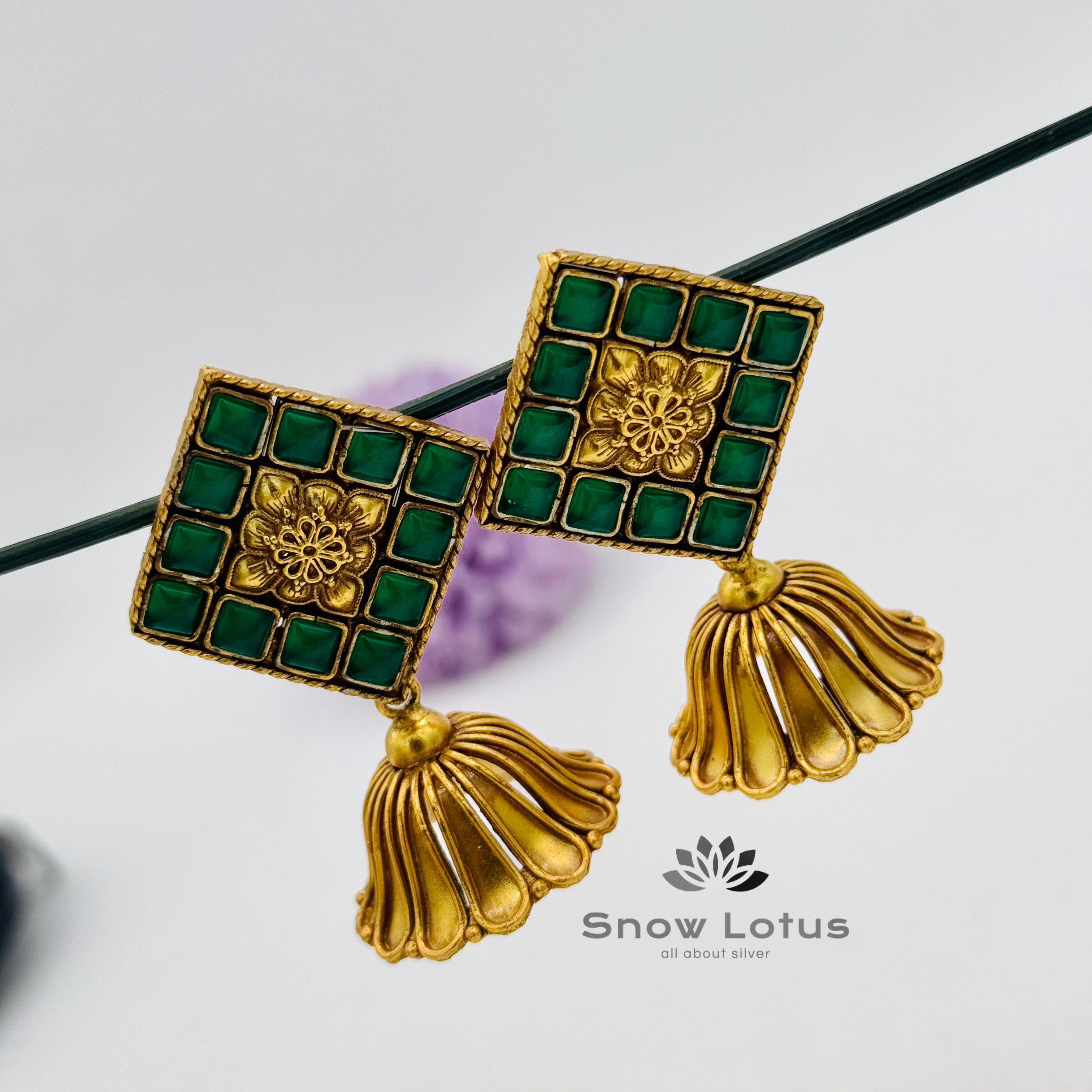 Square green jhumka